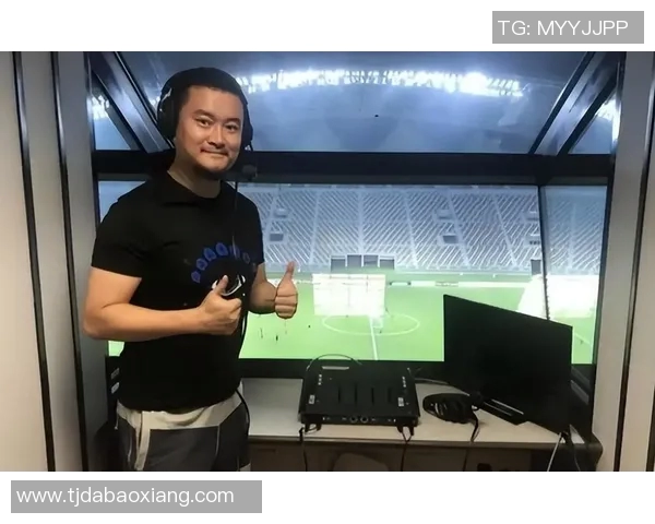 足球场上的女解说员如何用激情与智慧诠释明星球员的魅力与故事